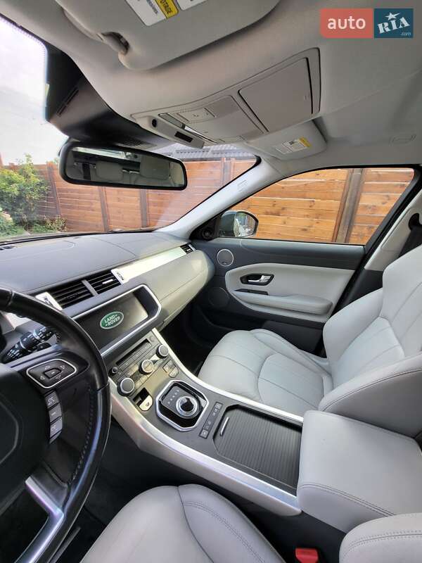 Внедорожник / Кроссовер Land Rover Range Rover Evoque 2016 в Новомосковске