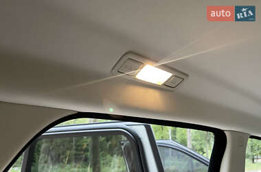 Внедорожник / Кроссовер Land Rover Range Rover Evoque 2013 в 