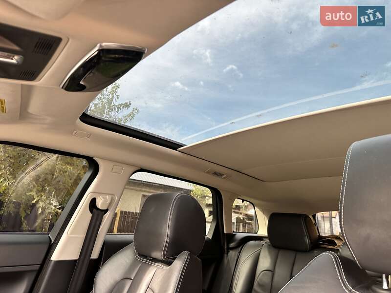 Внедорожник / Кроссовер Land Rover Range Rover Evoque 2011 в Ивано-Франковске