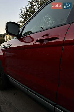 Внедорожник / Кроссовер Land Rover Range Rover Evoque 2012 в 
