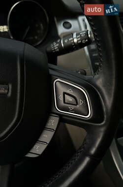 Внедорожник / Кроссовер Land Rover Range Rover Evoque 2012 в 