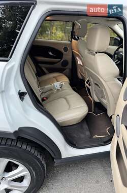 Внедорожник / Кроссовер Land Rover Range Rover Evoque 2016 в 