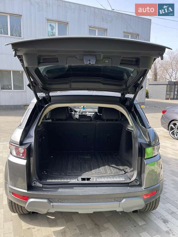 Внедорожник / Кроссовер Land Rover Range Rover Evoque 2015 в Киеве