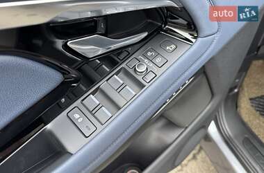 Внедорожник / Кроссовер Land Rover Range Rover Evoque 2019 в 