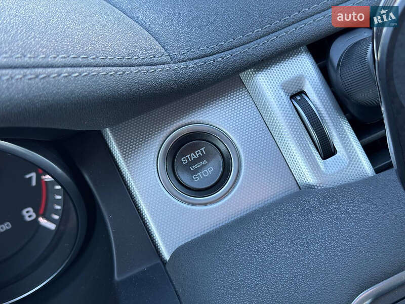 Внедорожник / Кроссовер Land Rover Range Rover Evoque 2012 в Вараше