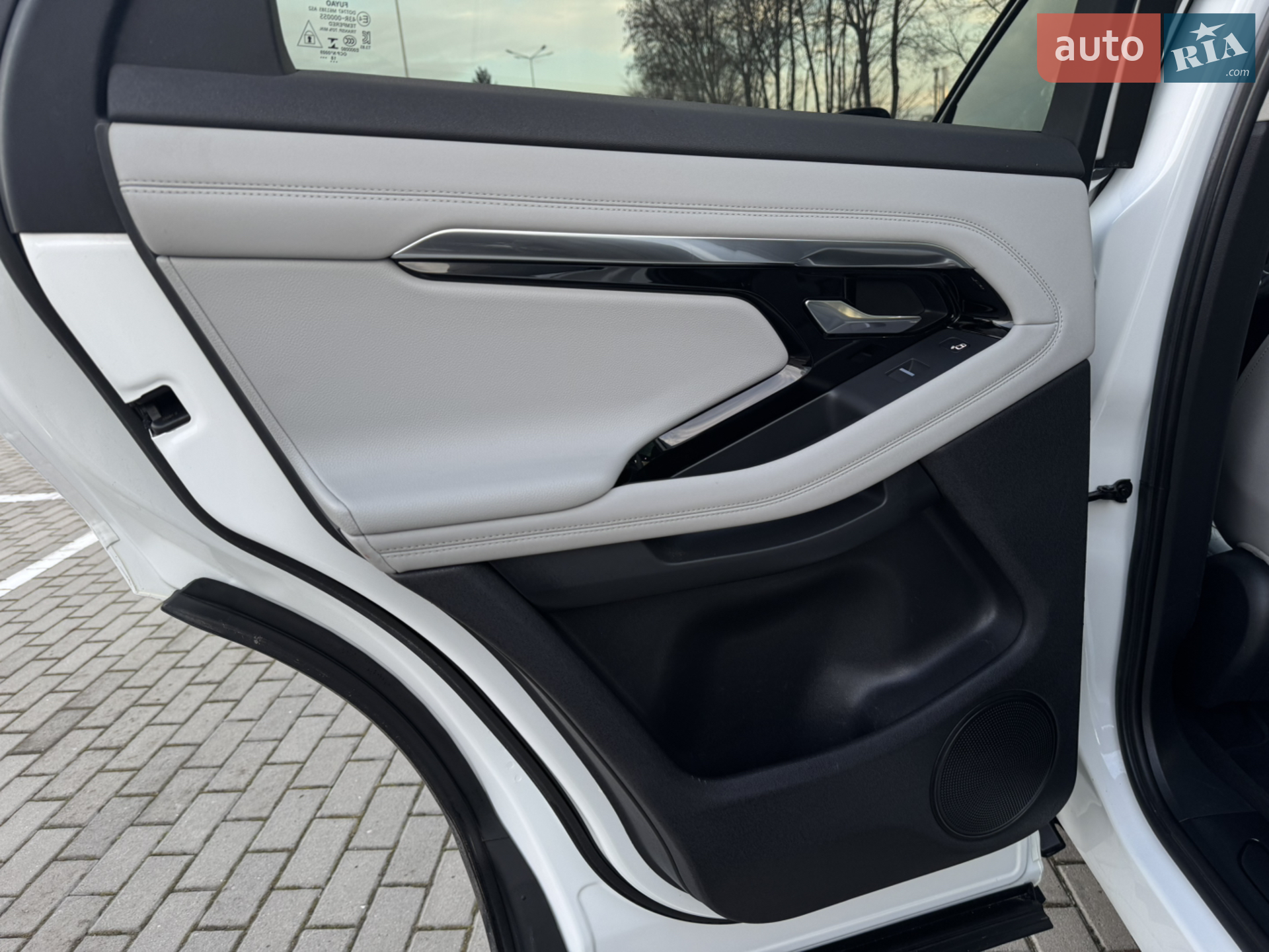 2019 Land Rover Range Rover Evoque - мініатюра 33