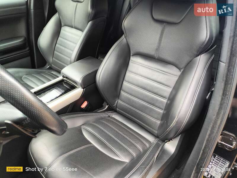 Внедорожник / Кроссовер Land Rover Range Rover Evoque 2015 в Ровно