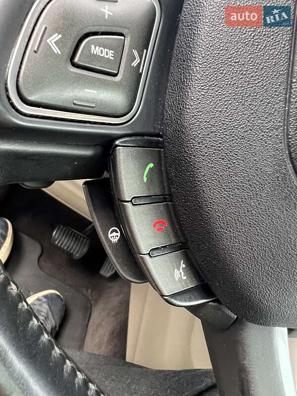 Внедорожник / Кроссовер Land Rover Range Rover Evoque 2016 в Днепре