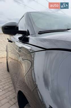 Внедорожник / Кроссовер Land Rover Range Rover Evoque 2019 в 