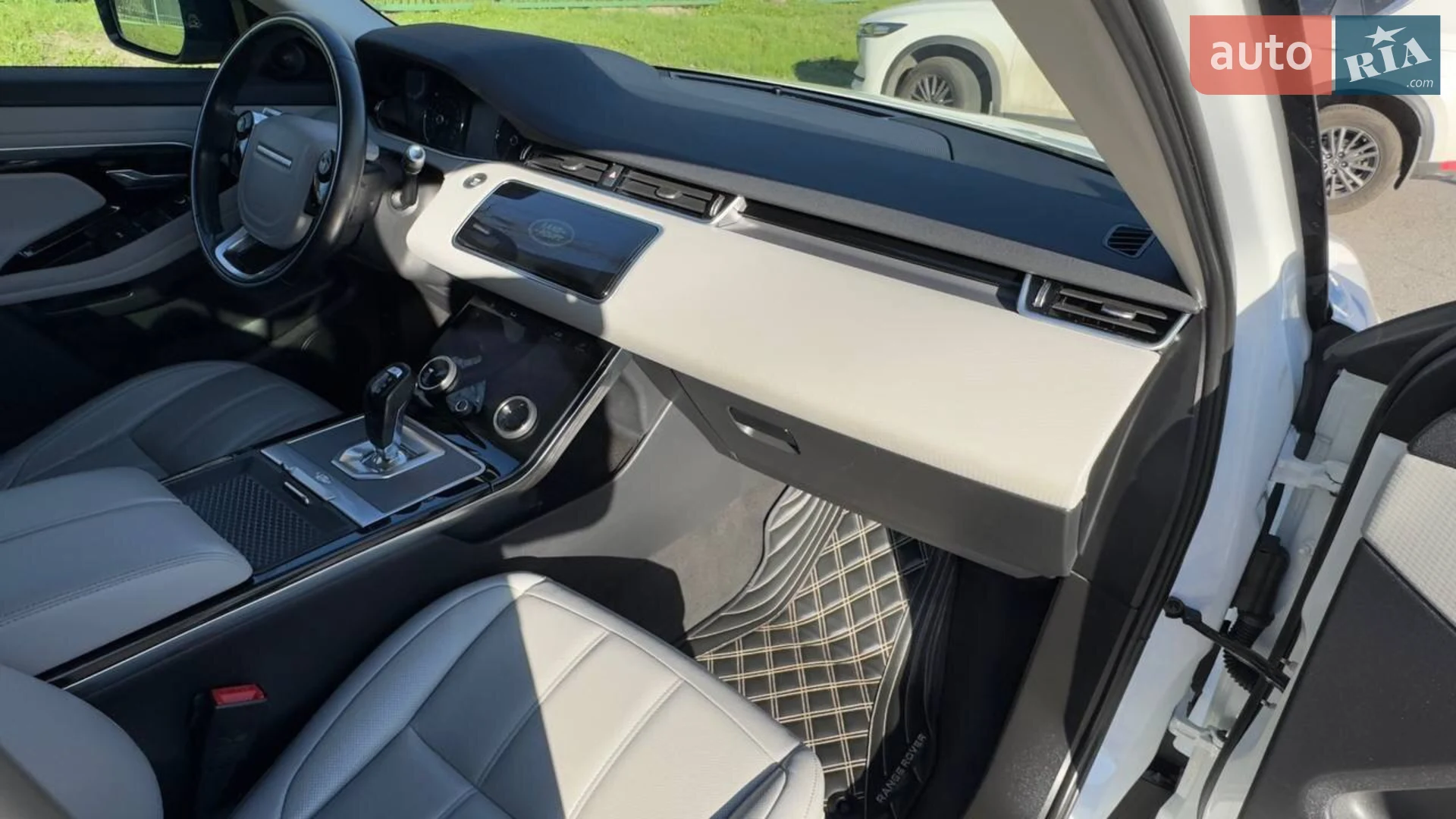 2019 Land Rover Range Rover Evoque - мініатюра 12