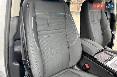 Позашляховик / Кросовер Land Rover Range Rover Evoque 2020 в 