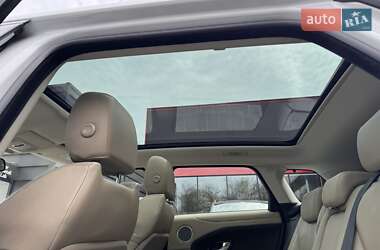 Внедорожник / Кроссовер Land Rover Range Rover Evoque 2016 в 