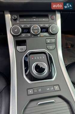 Внедорожник / Кроссовер Land Rover Range Rover Evoque 2016 в 