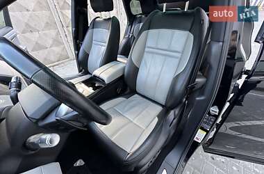 Позашляховик / Кросовер Land Rover Range Rover Evoque 2019 в 