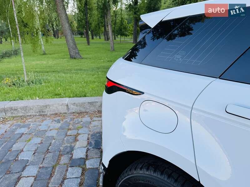 Внедорожник / Кроссовер Land Rover Range Rover Evoque 2019 в Киеве