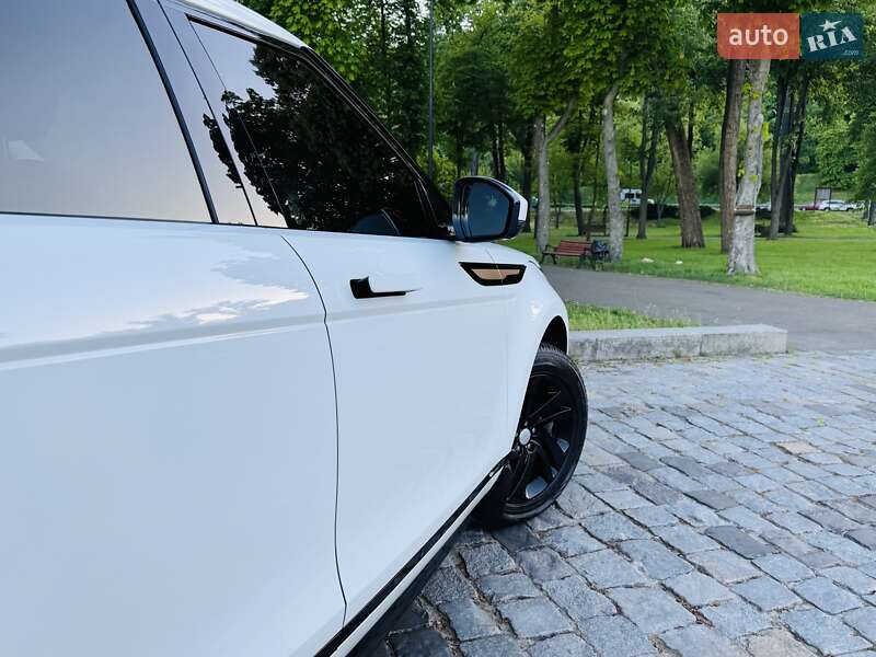Внедорожник / Кроссовер Land Rover Range Rover Evoque 2019 в Киеве