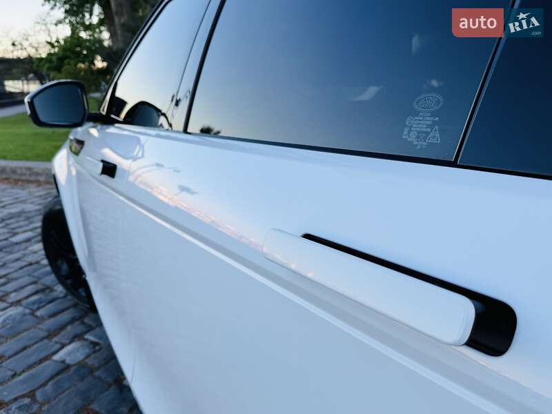 Внедорожник / Кроссовер Land Rover Range Rover Evoque 2019 в Киеве