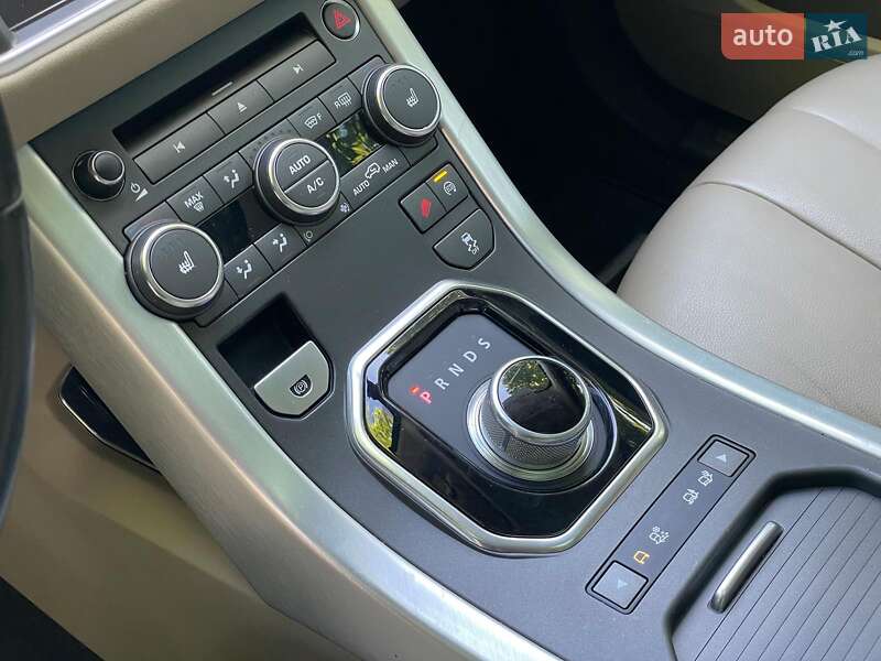Позашляховик / Кросовер Land Rover Range Rover Evoque 2014 в Києві