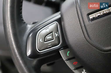 Внедорожник / Кроссовер Land Rover Range Rover Evoque 2015 в 