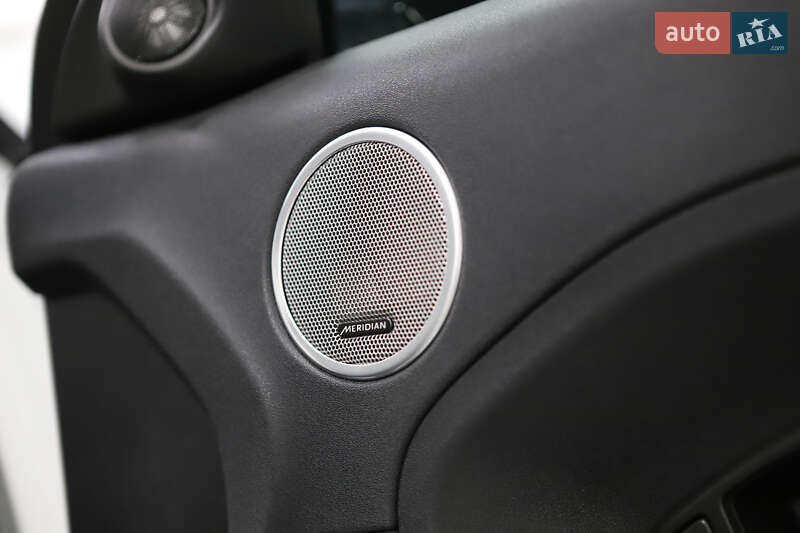 Внедорожник / Кроссовер Land Rover Range Rover Evoque 2015 в Дрогобыче