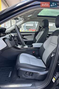 Внедорожник / Кроссовер Land Rover Range Rover Evoque 2023 в 