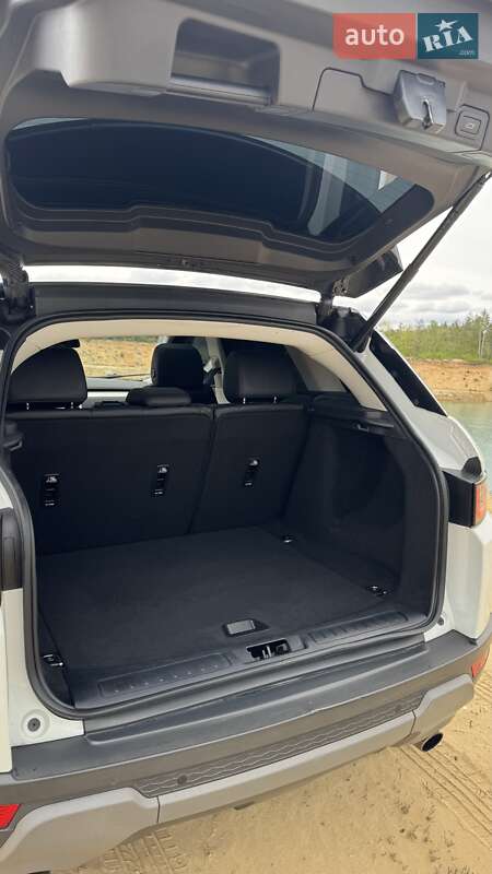 Внедорожник / Кроссовер Land Rover Range Rover Evoque 2016 в Владимирце фото 8 Внедорожник / Кроссовер Land Rover Range Rover Evoque 2016 в Владимирце