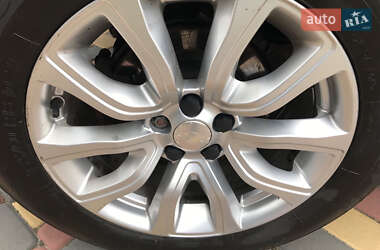 Внедорожник / Кроссовер Land Rover Range Rover Evoque 2014 в 