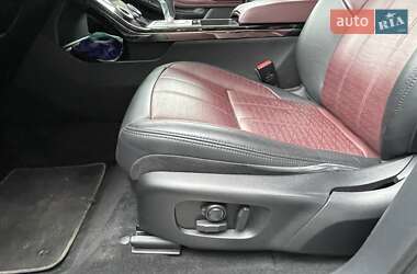 Внедорожник / Кроссовер Land Rover Range Rover Evoque 2019 в 