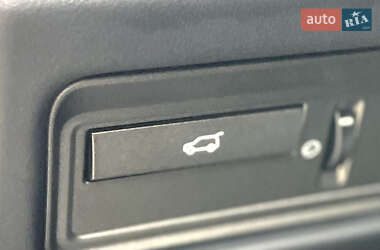 Внедорожник / Кроссовер Land Rover Range Rover Evoque 2014 в 