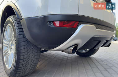 Внедорожник / Кроссовер Land Rover Range Rover Evoque 2012 в 
