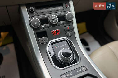 Внедорожник / Кроссовер Land Rover Range Rover Evoque 2012 в 