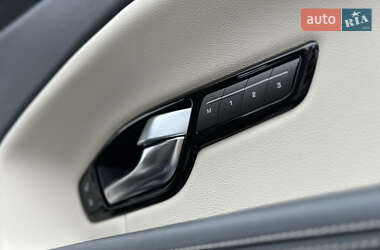 Внедорожник / Кроссовер Land Rover Range Rover Evoque 2015 в 