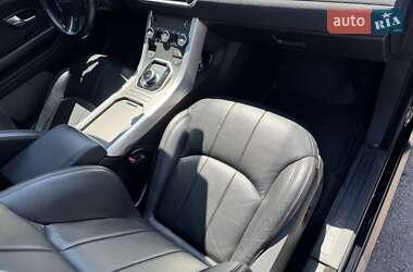Внедорожник / Кроссовер Land Rover Range Rover Evoque 2016 в 