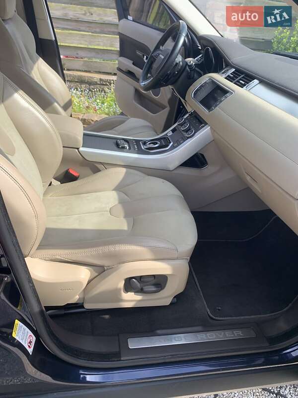 Внедорожник / Кроссовер Land Rover Range Rover Evoque 2014 в Тернополе