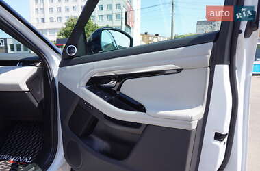 Внедорожник / Кроссовер Land Rover Range Rover Evoque 2019 в 