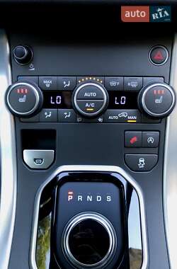 Внедорожник / Кроссовер Land Rover Range Rover Evoque 2017 в 