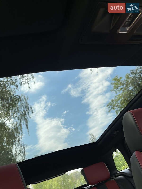 Внедорожник / Кроссовер Land Rover Range Rover Evoque 2013 в Мене