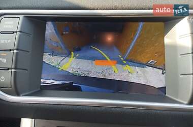 Внедорожник / Кроссовер Land Rover Range Rover Evoque 2013 в 