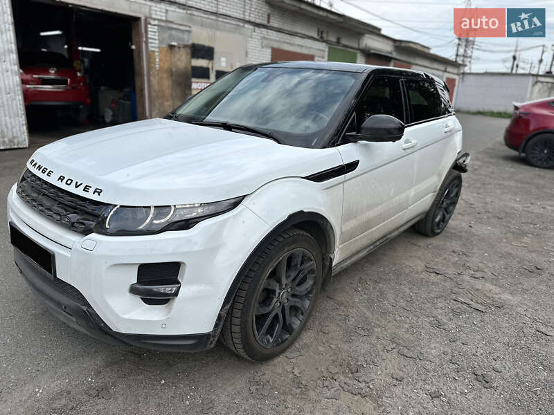 Внедорожник / Кроссовер Land Rover Range Rover Evoque 2014 в 