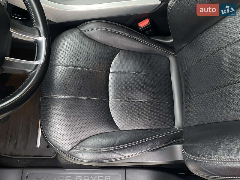 Внедорожник / Кроссовер Land Rover Range Rover Evoque 2017 в Киеве