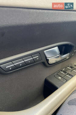 Внедорожник / Кроссовер Land Rover Range Rover Evoque 2012 в 