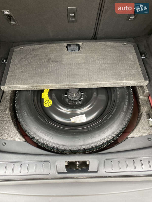 Внедорожник / Кроссовер Land Rover Range Rover Evoque 2016 в Житомире фото 38 Внедорожник / Кроссовер Land Rover Range Rover Evoque 2016 в Житомире