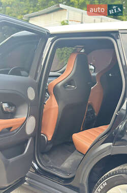 Внедорожник / Кроссовер Land Rover Range Rover Evoque 2015 в 