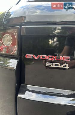 Внедорожник / Кроссовер Land Rover Range Rover Evoque 2015 в 