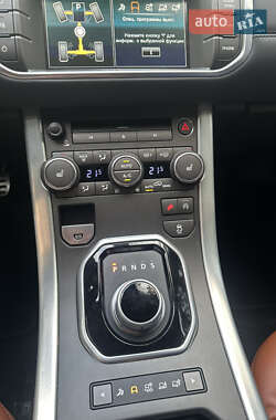 Внедорожник / Кроссовер Land Rover Range Rover Evoque 2015 в 
