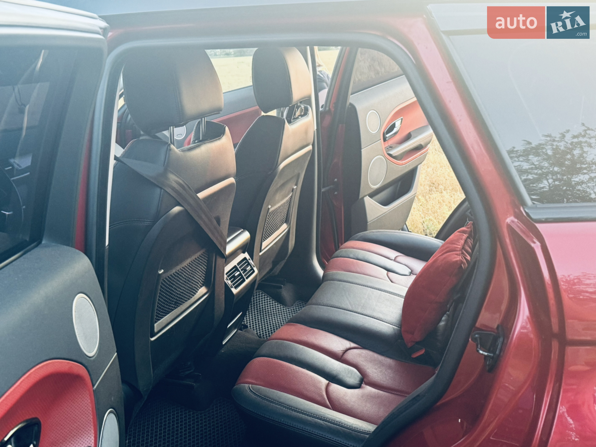 2012 Land Rover Range Rover Evoque - мініатюра 13