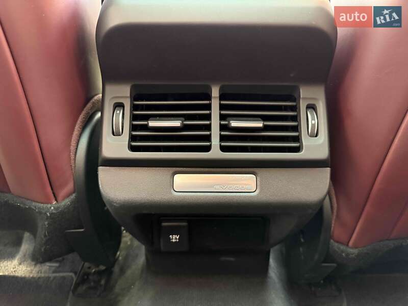 Внедорожник / Кроссовер Land Rover Range Rover Evoque 2019 в Львове