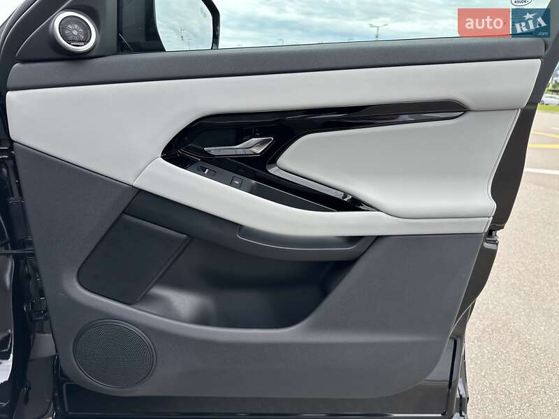 Внедорожник / Кроссовер Land Rover Range Rover Evoque 2023 в Киеве фото 30 Внедорожник / Кроссовер Land Rover Range Rover Evoque 2023 в Киеве