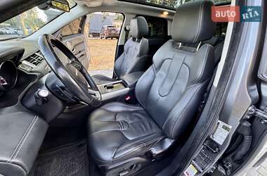 Внедорожник / Кроссовер Land Rover Range Rover Evoque 2014 в 