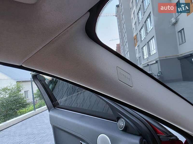 Позашляховик / Кросовер Land Rover Range Rover Evoque 2012 в Хмельницькому